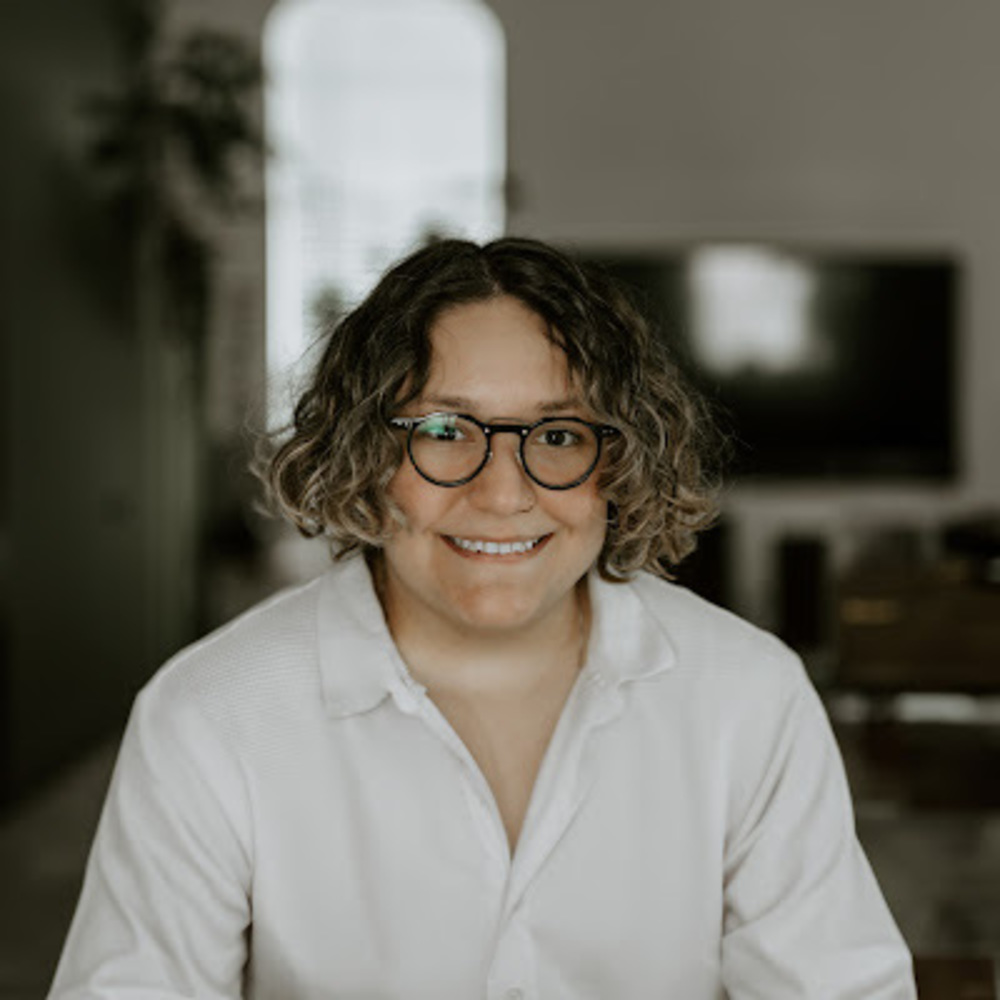 Meet your Posher, Nereyda